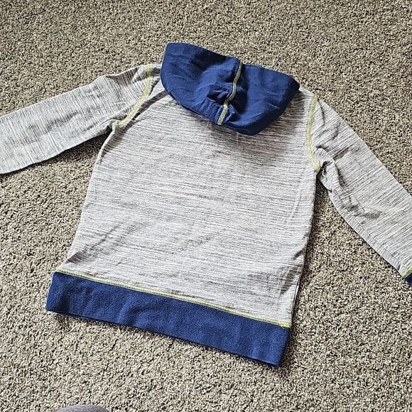 5/$25 🧡 Boy's Long Sleeve Pullover with Hood Sz S - Picture 5 of 6